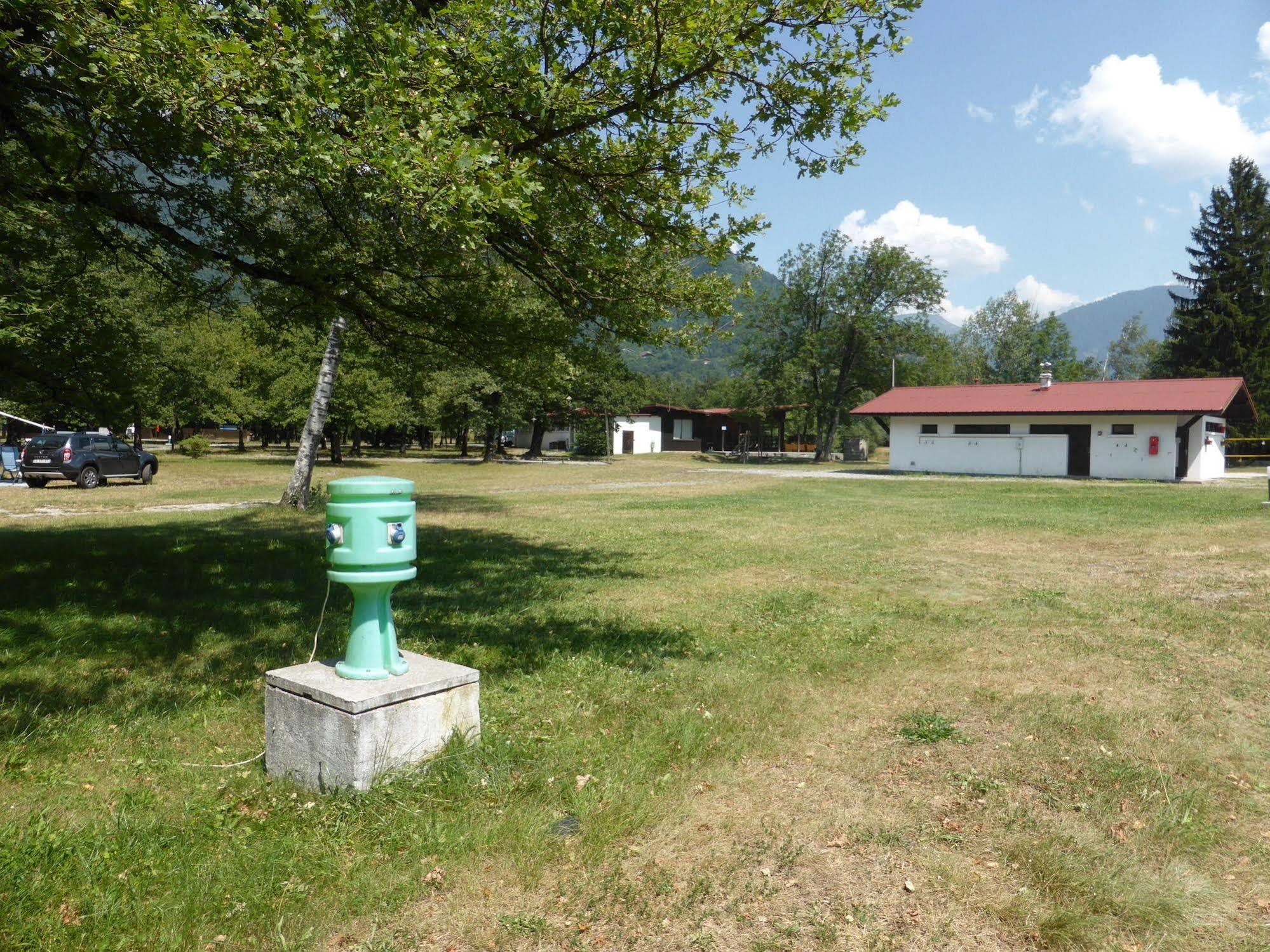 Camping L'Ecureuil - Mont-Blanc Village Domancy Экстерьер фото